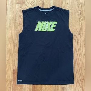 Medium Unisex Nike Cutoff Tank Top